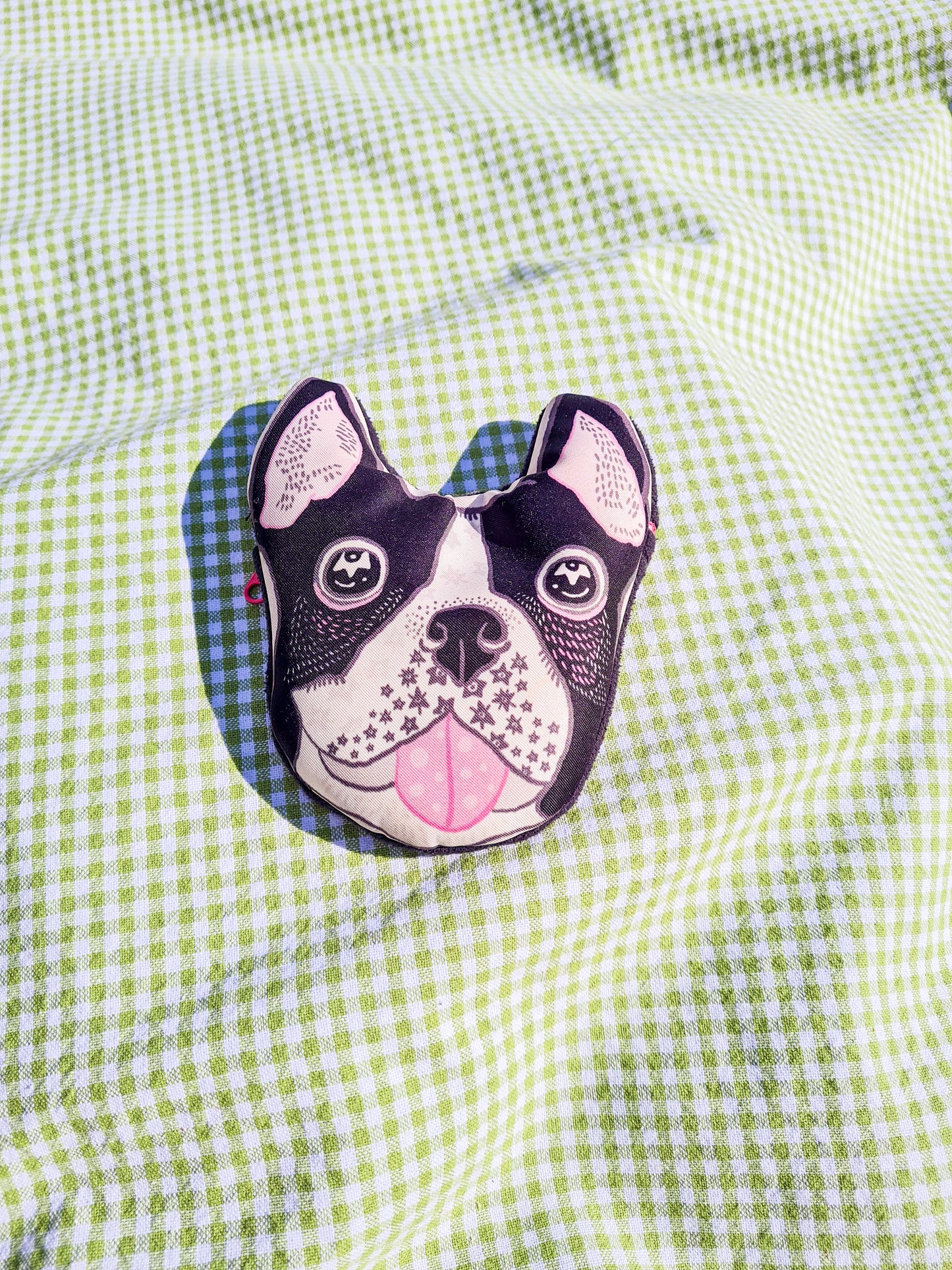 Winston the bulldog pouch